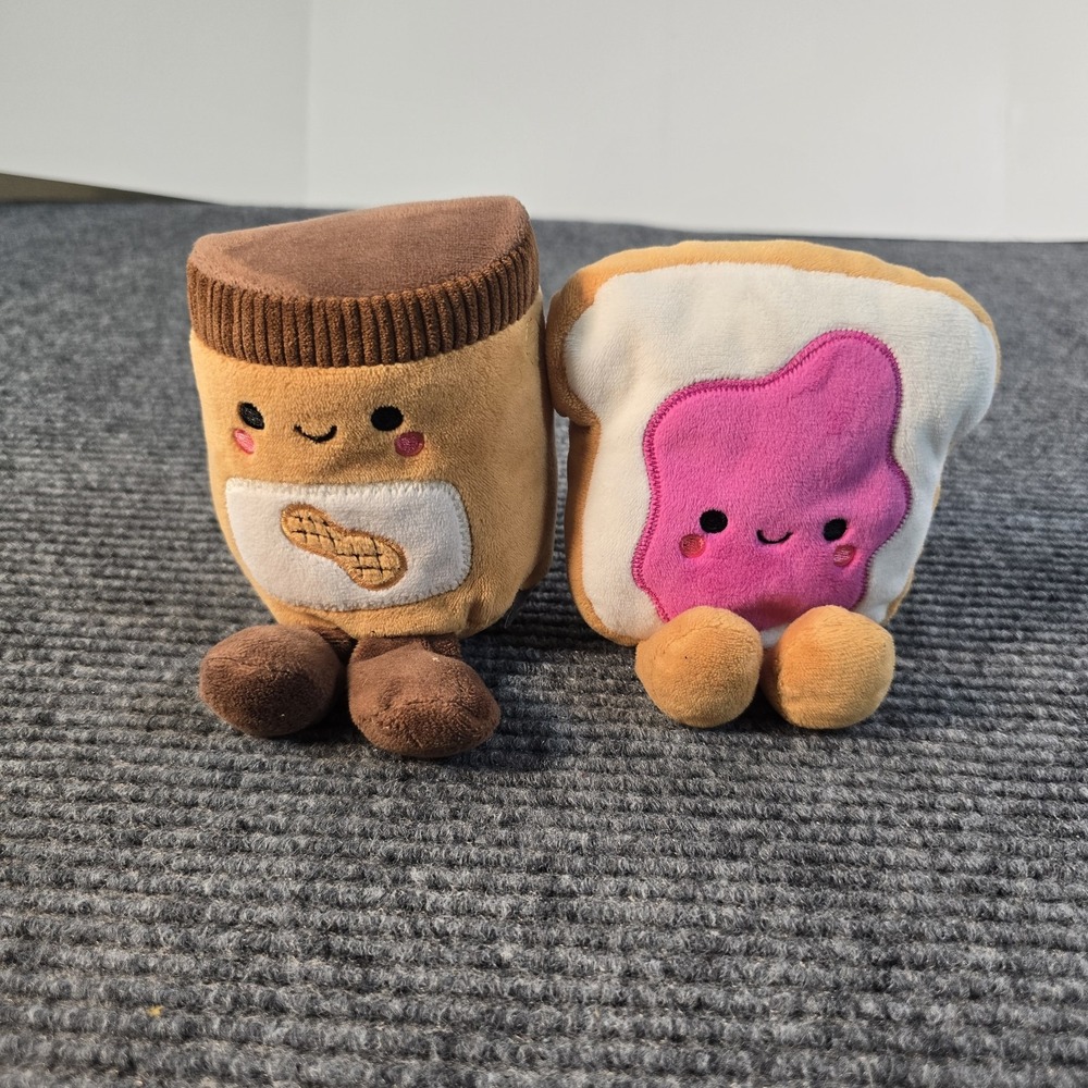 Hallmark Better Together Peanut Butter and Jelly Magnetic Plush 5"